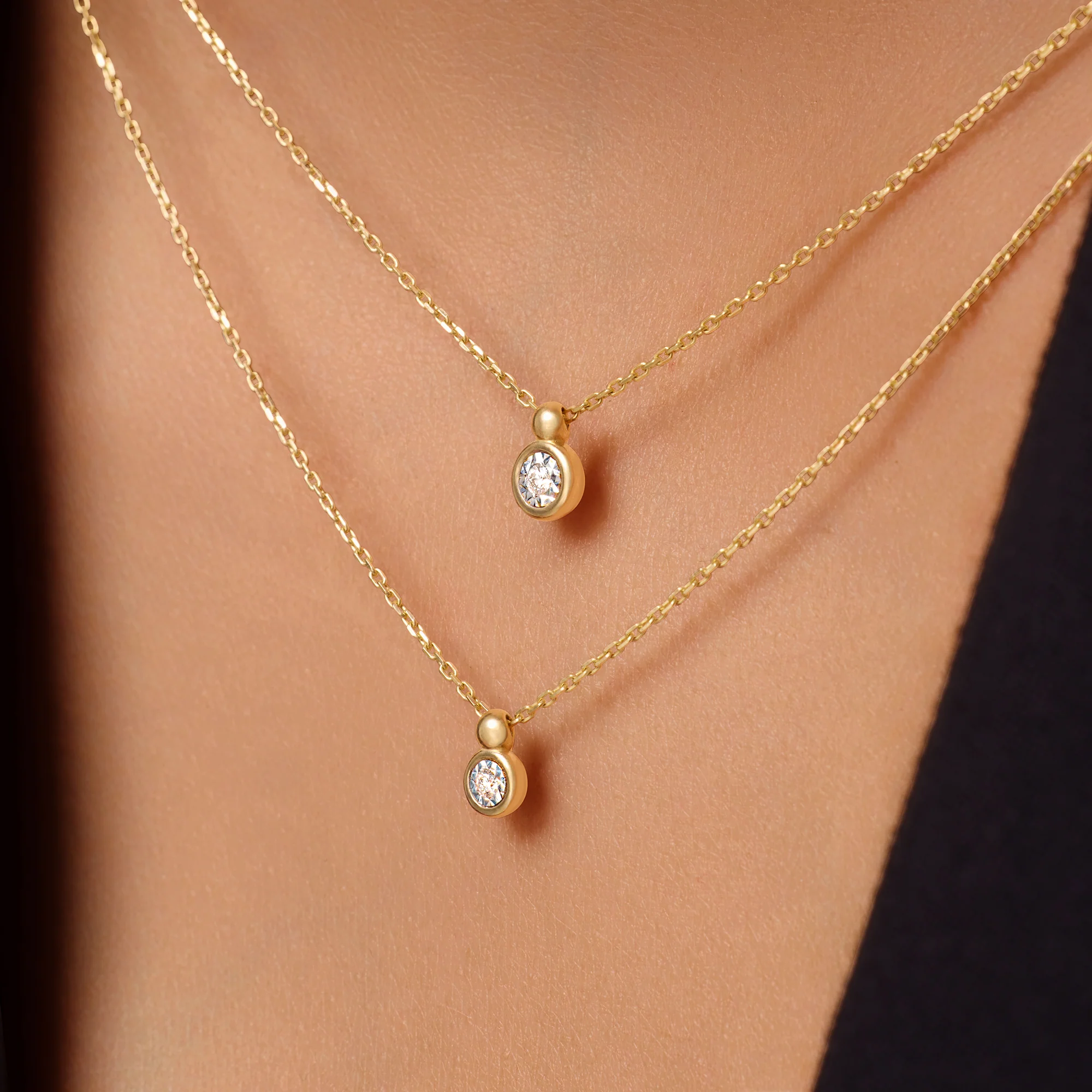 Bezel Set Diamond Linked Pendant Necklace (0.02 ct) - Image 3