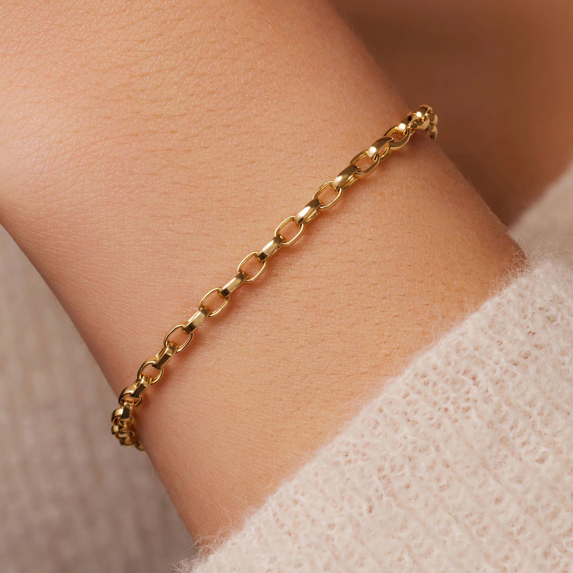 Bold Anchor Chain Bracelet - Image 2