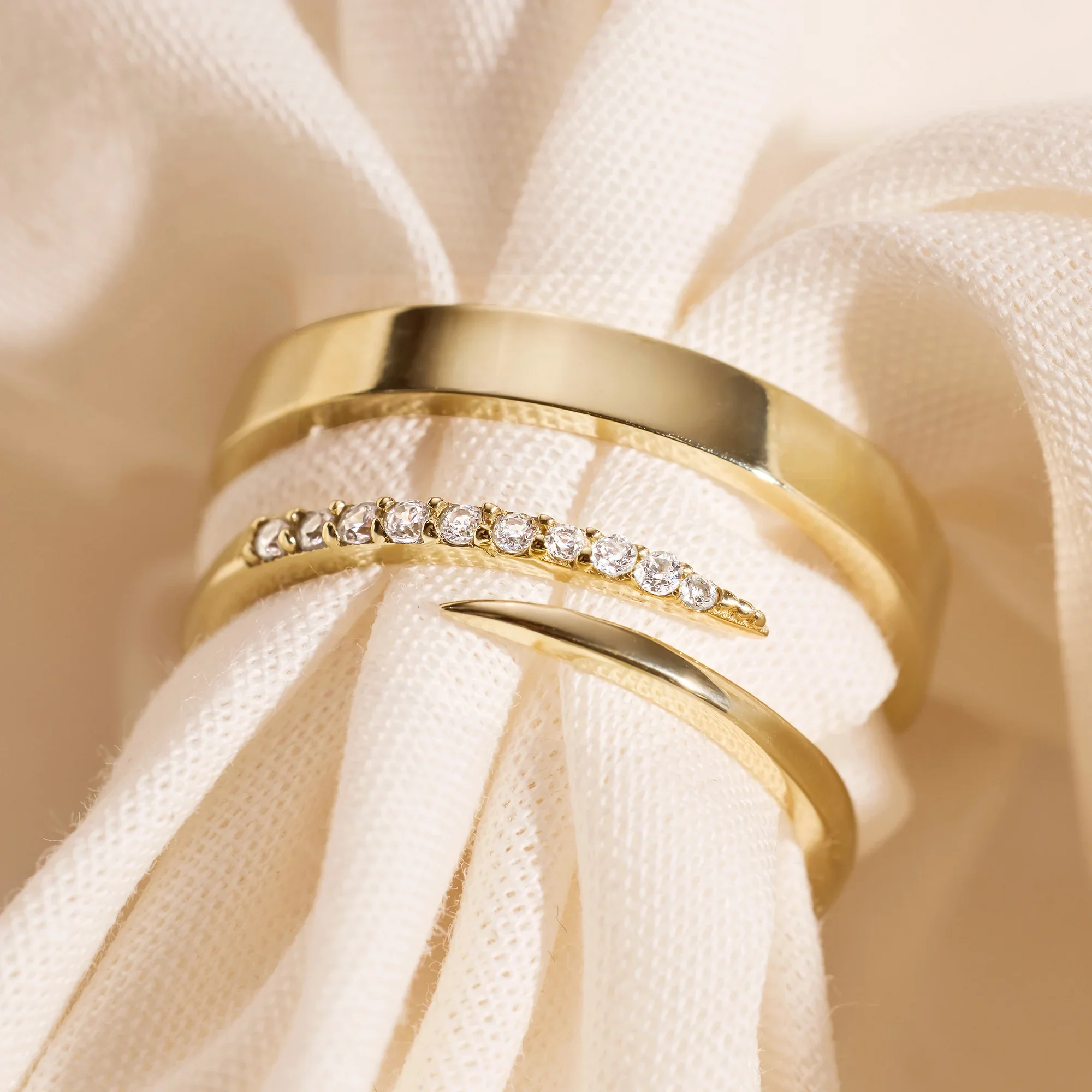 Bold Claw Zirconia Rings Set - Image 4