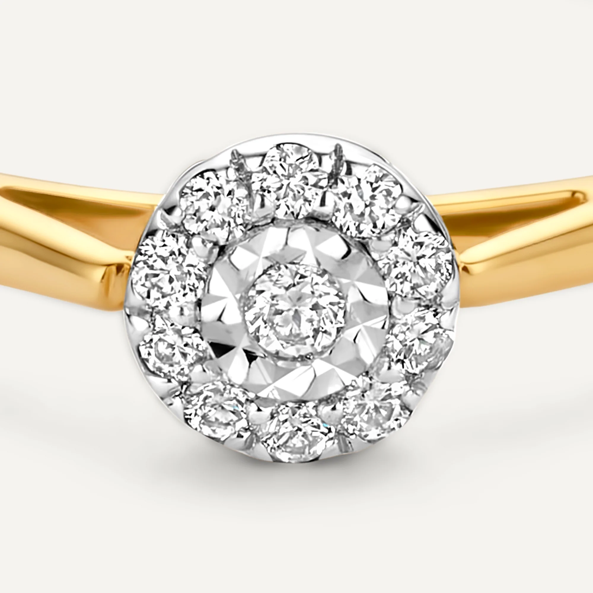 Diamond Halo Ring (0.05 ct) - Image 8