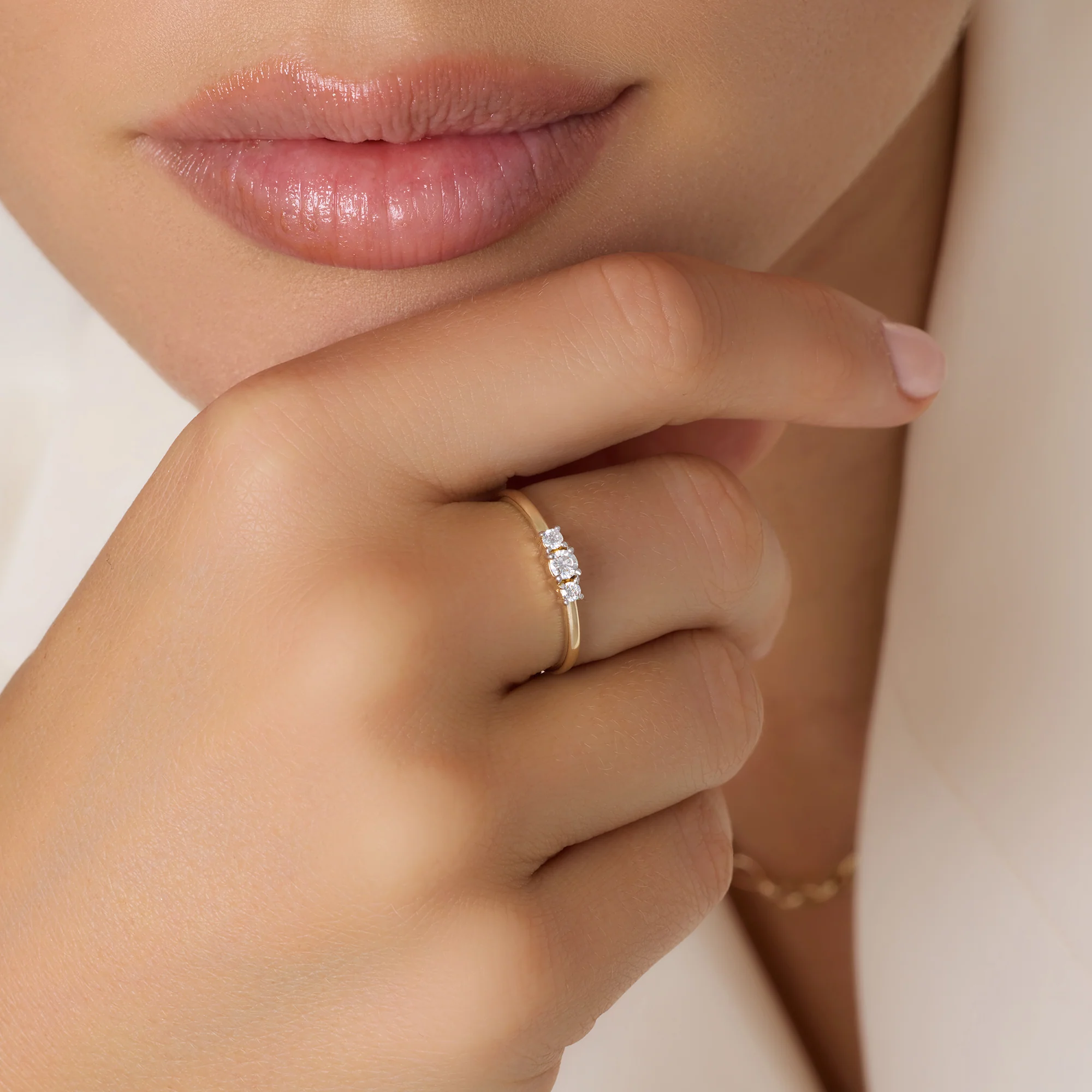 Diamond Trilogy Ring (0.15 ct) - Image 3