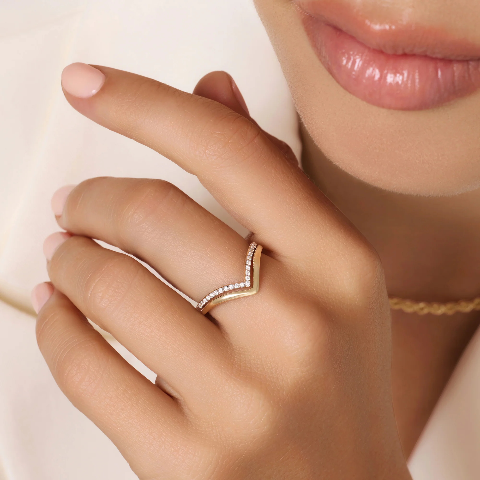 Diamond Wishbone Ring (0.10 ct) - Image 3
