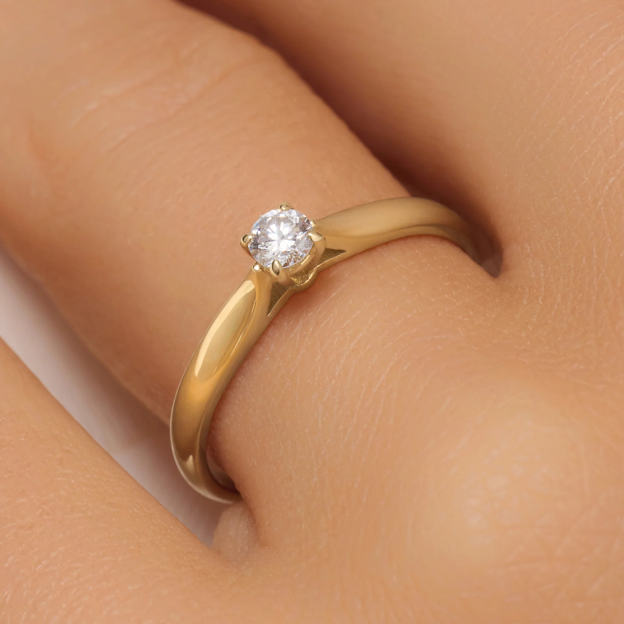 Four Prong Diamond Solitary Tapered Ring (0.15 ct) - Image 2