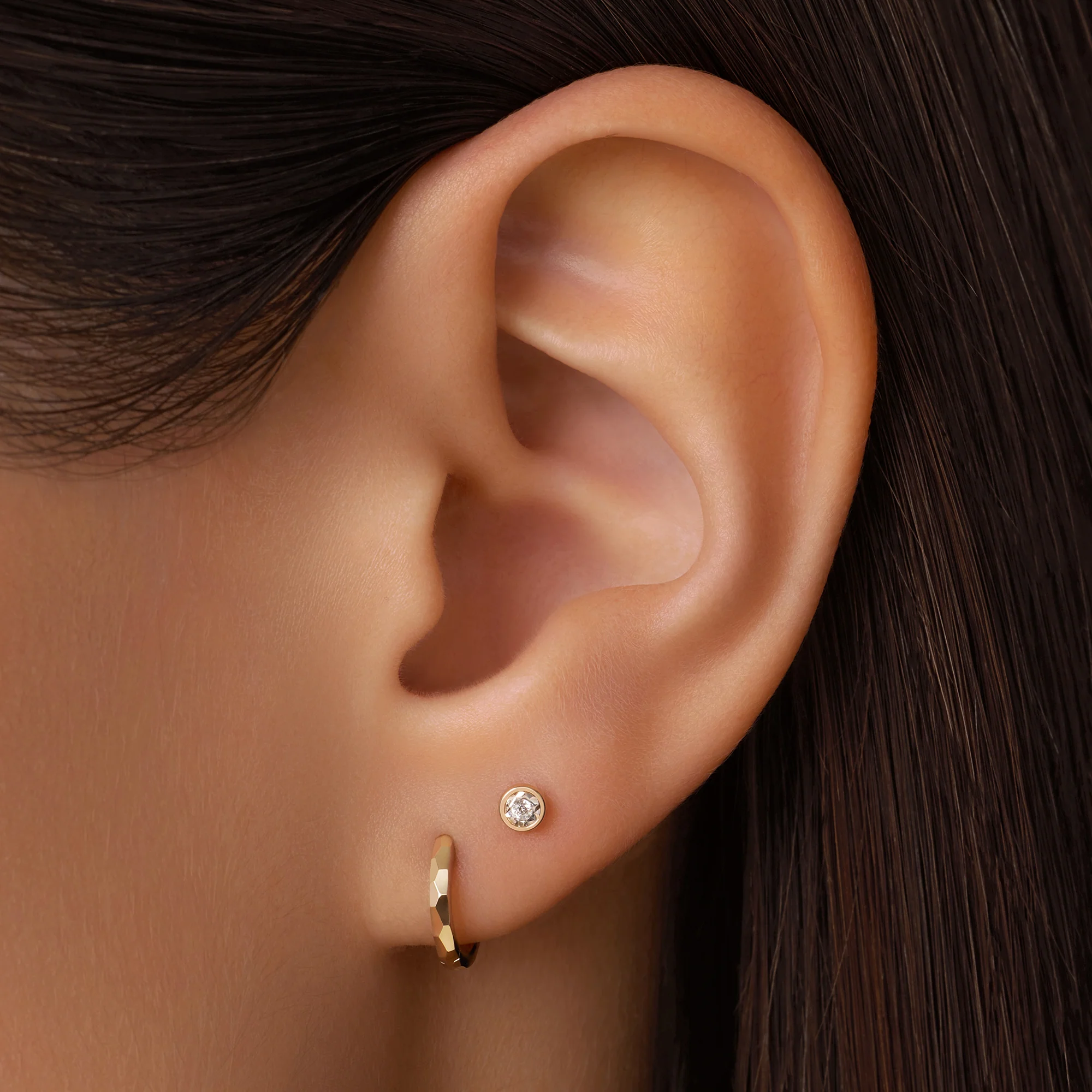 Hammered Small Huggie Hoops (10 mm) - Image 2