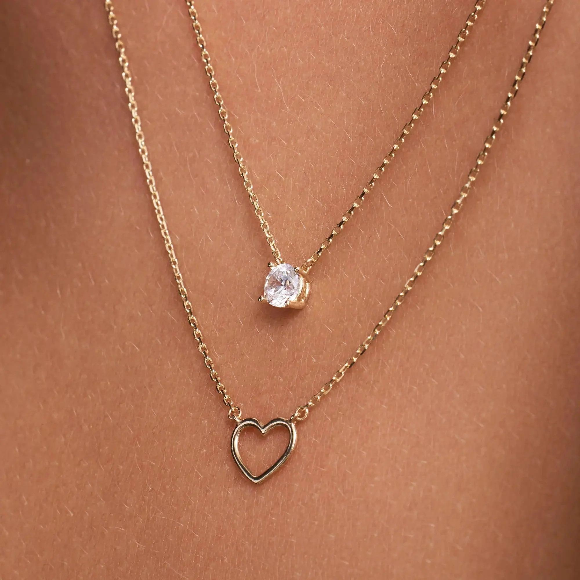 Round Cut Cubic Zirconia Pendant Necklace - Image 3