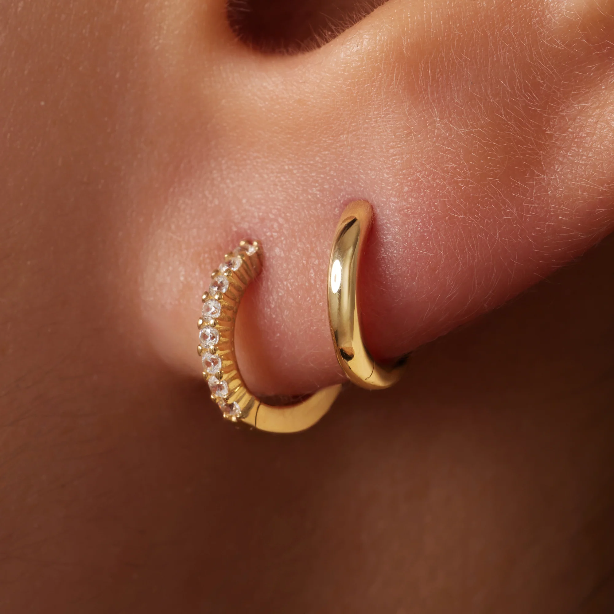 Round Edge Small Huggie Hoops (10 mm) - Image 3