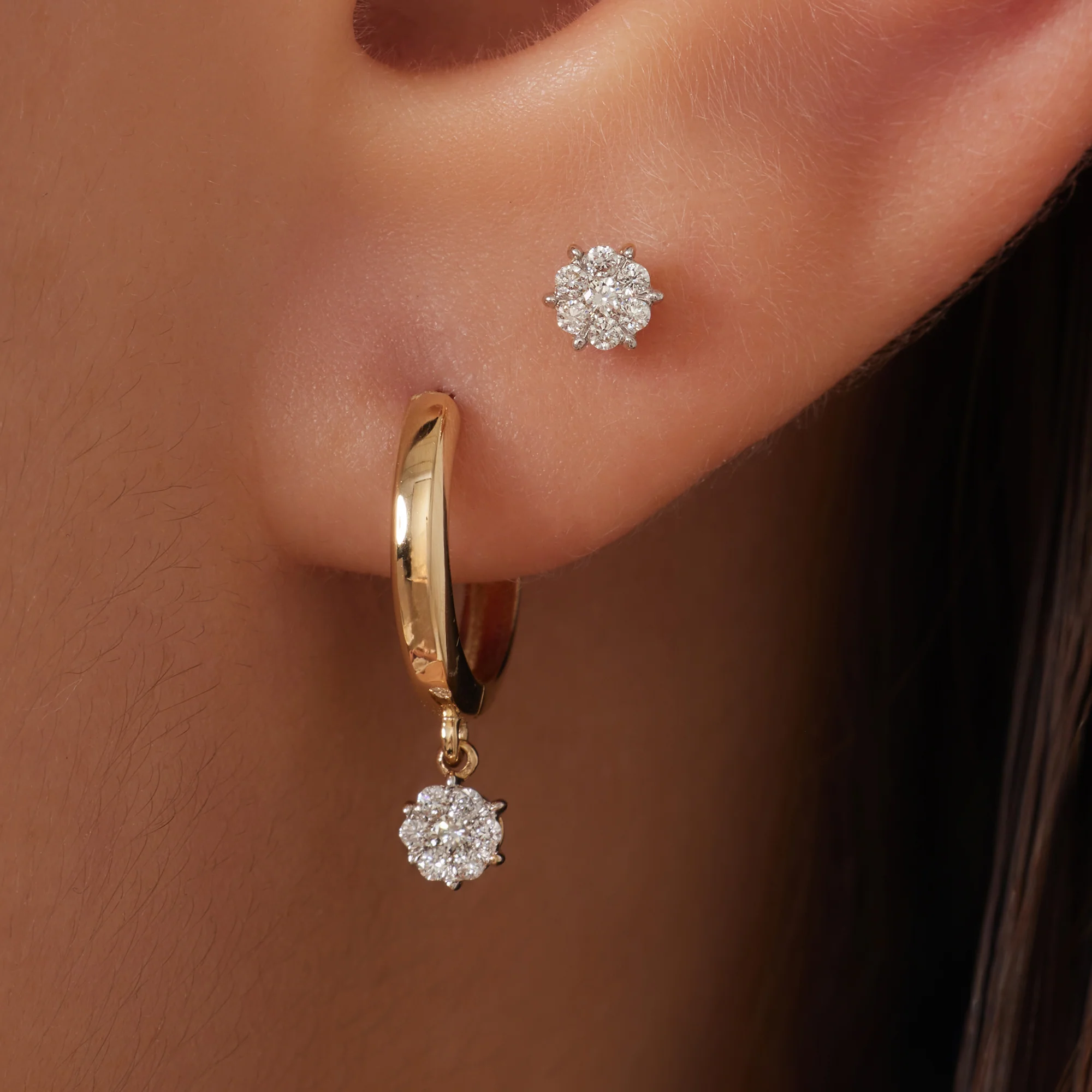 Six Prong Diamond Cluster Studs (0.10 ct) - Image 3