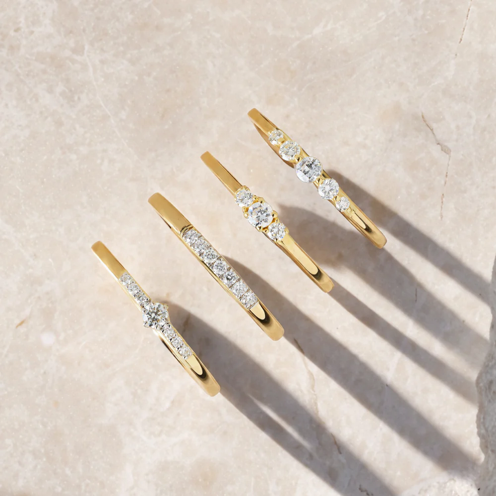 Slim Diamond Trilogy Ring (0.10 ct) - Image 4