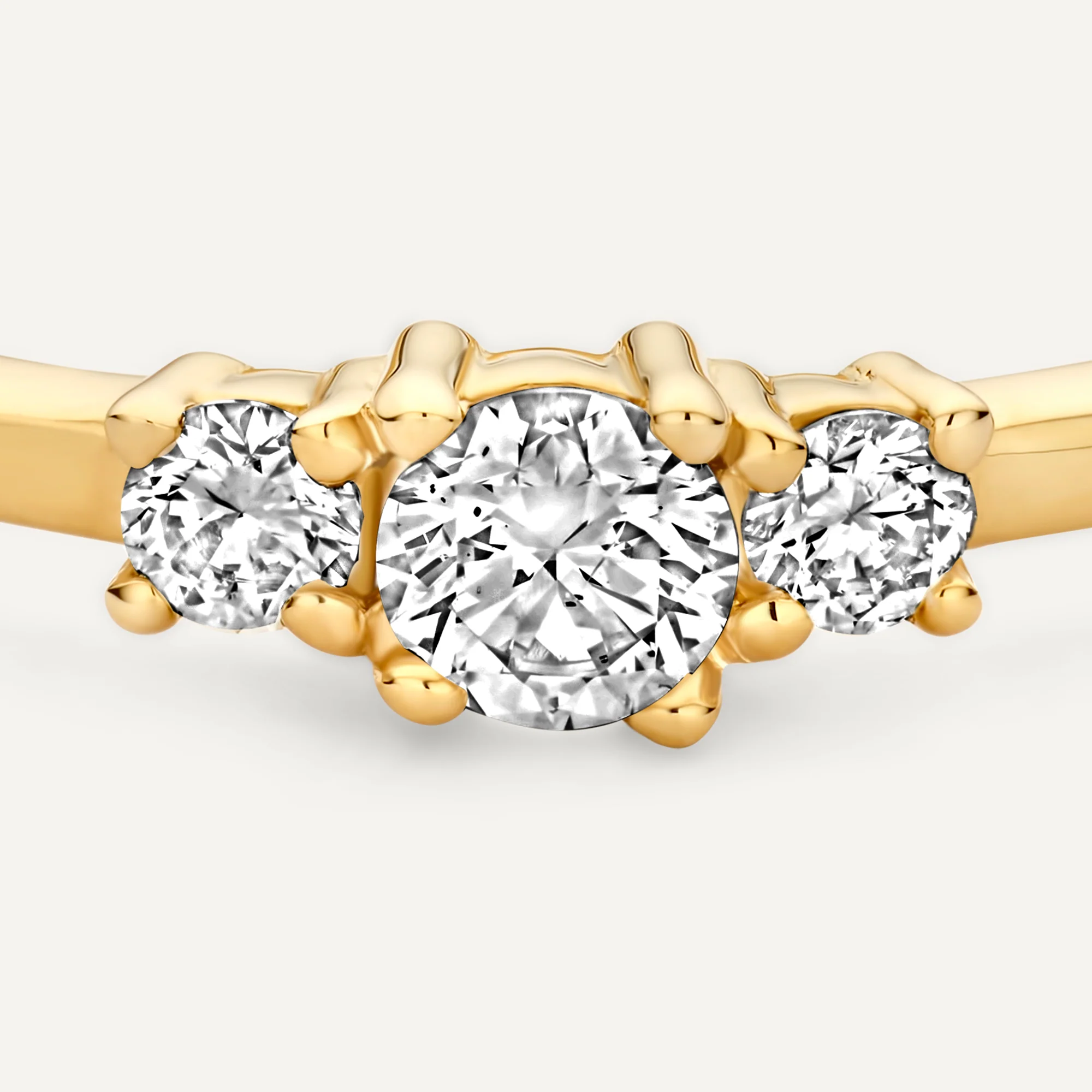 Slim Diamond Trilogy Ring (0.10 ct) - Image 6