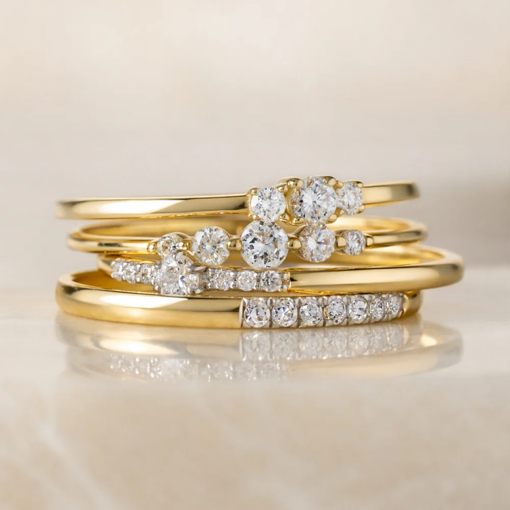 Slim Diamond Trilogy Ring (0.10 ct) - Image 9