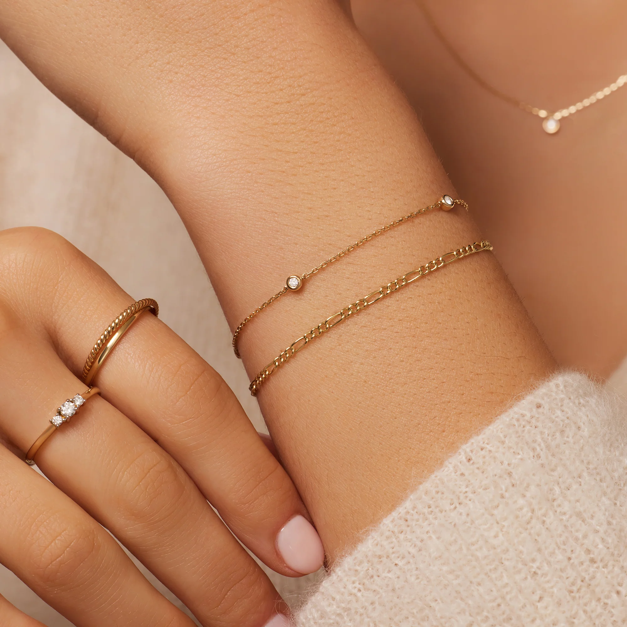 Slim Figaro Chain Bracelet - Image 3