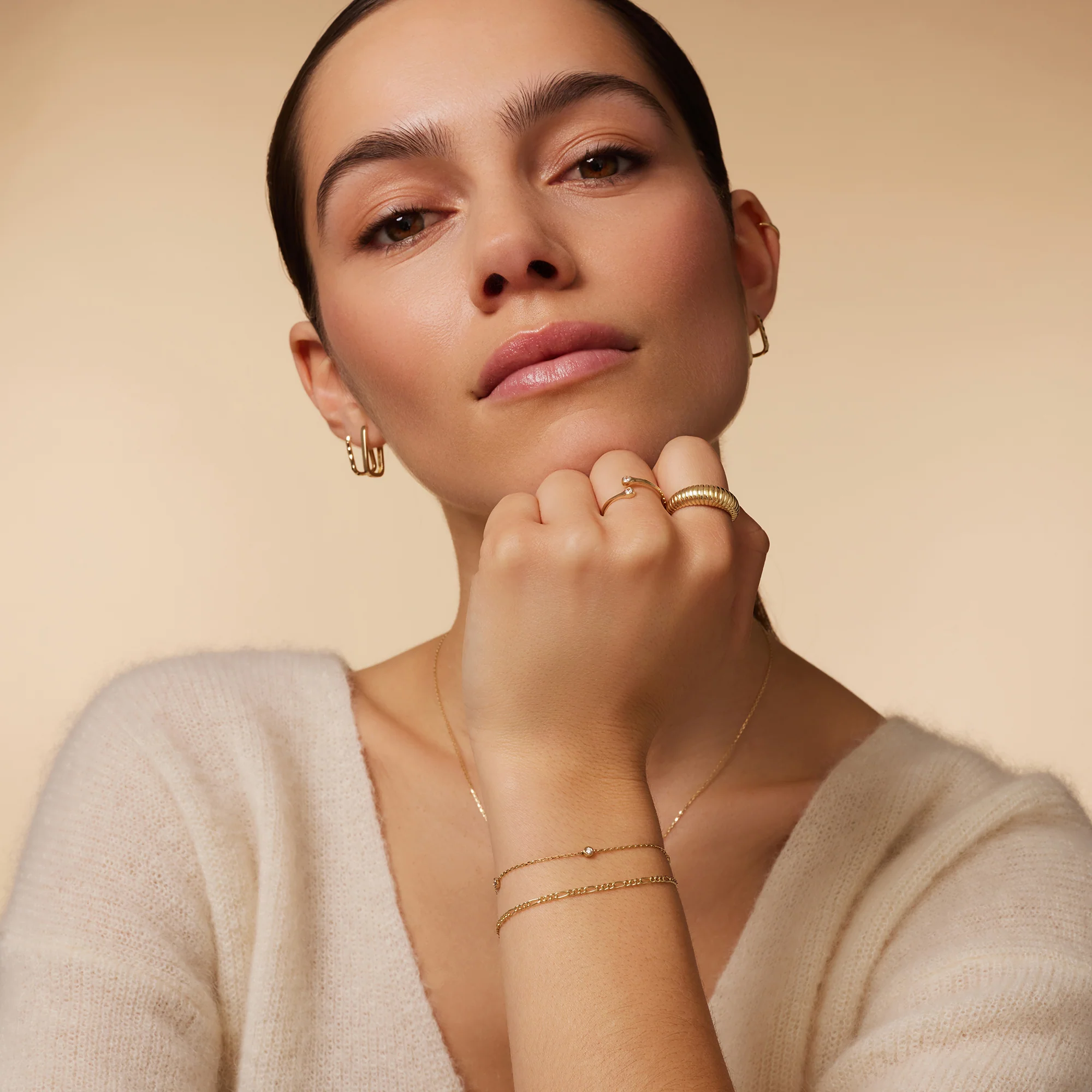 Slim Figaro Chain Bracelet - Image 7