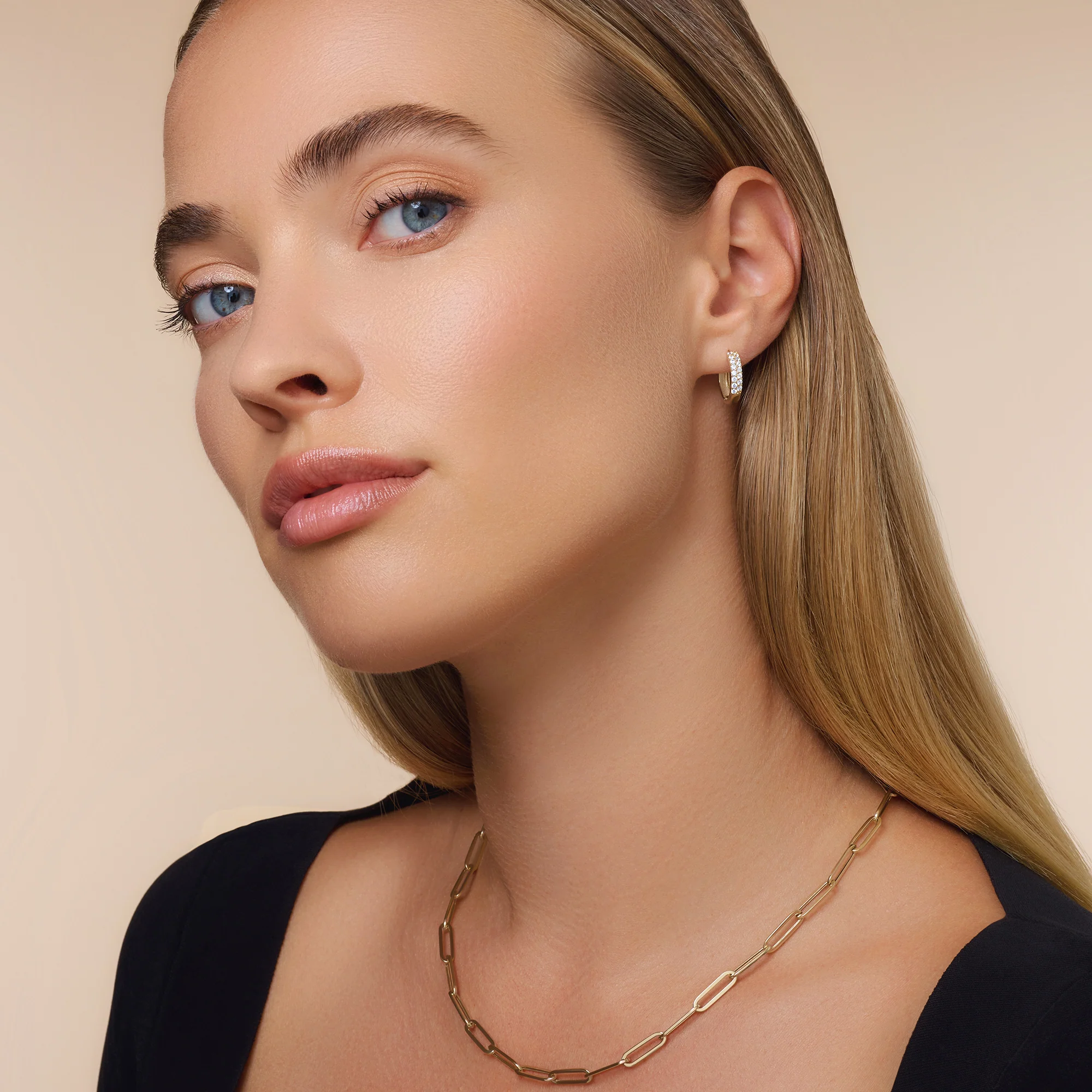 Sparkling Pavé Cubic Zirconia Huggie Hoops (15mm) - Image 6
