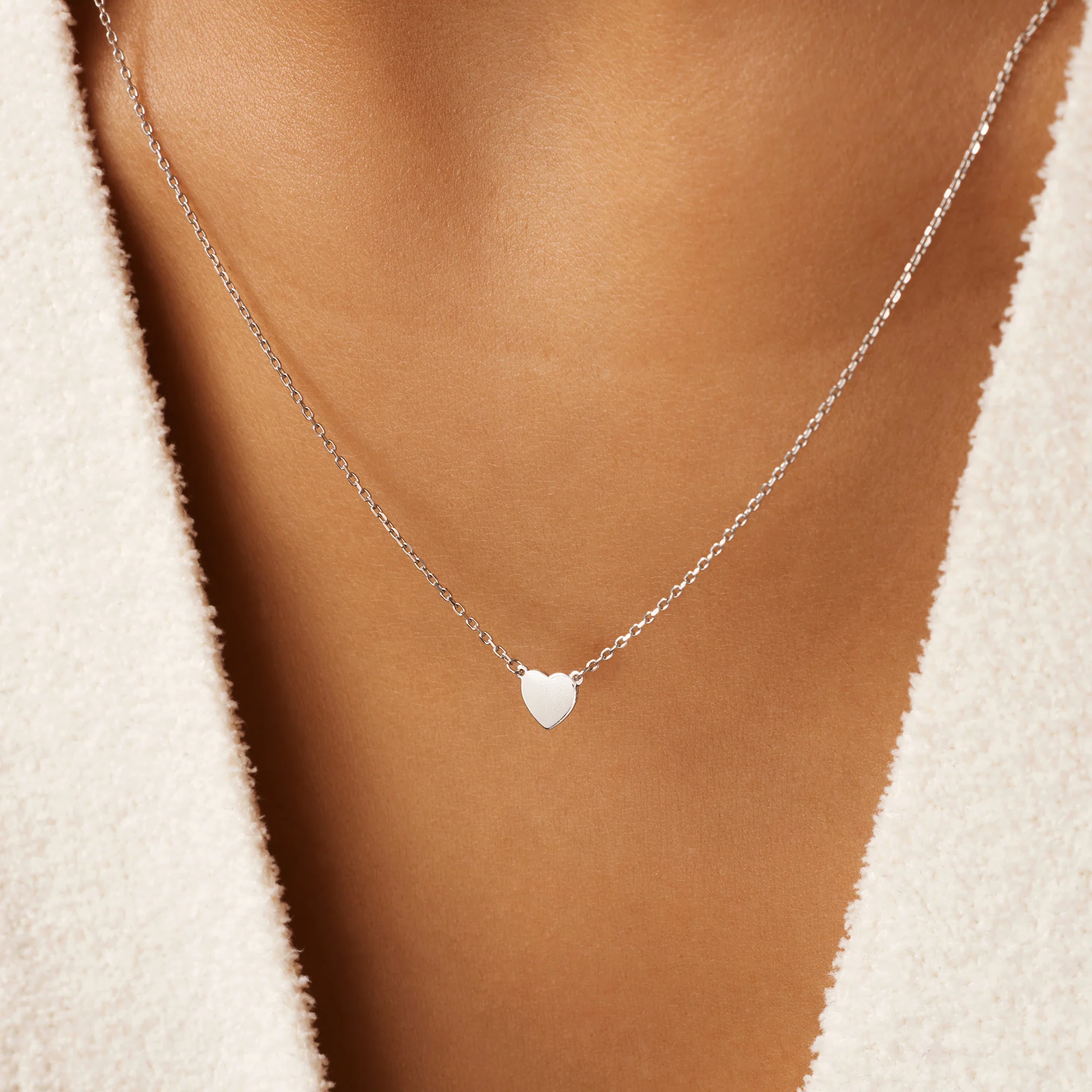 Heart Pendant Necklace - Image 5