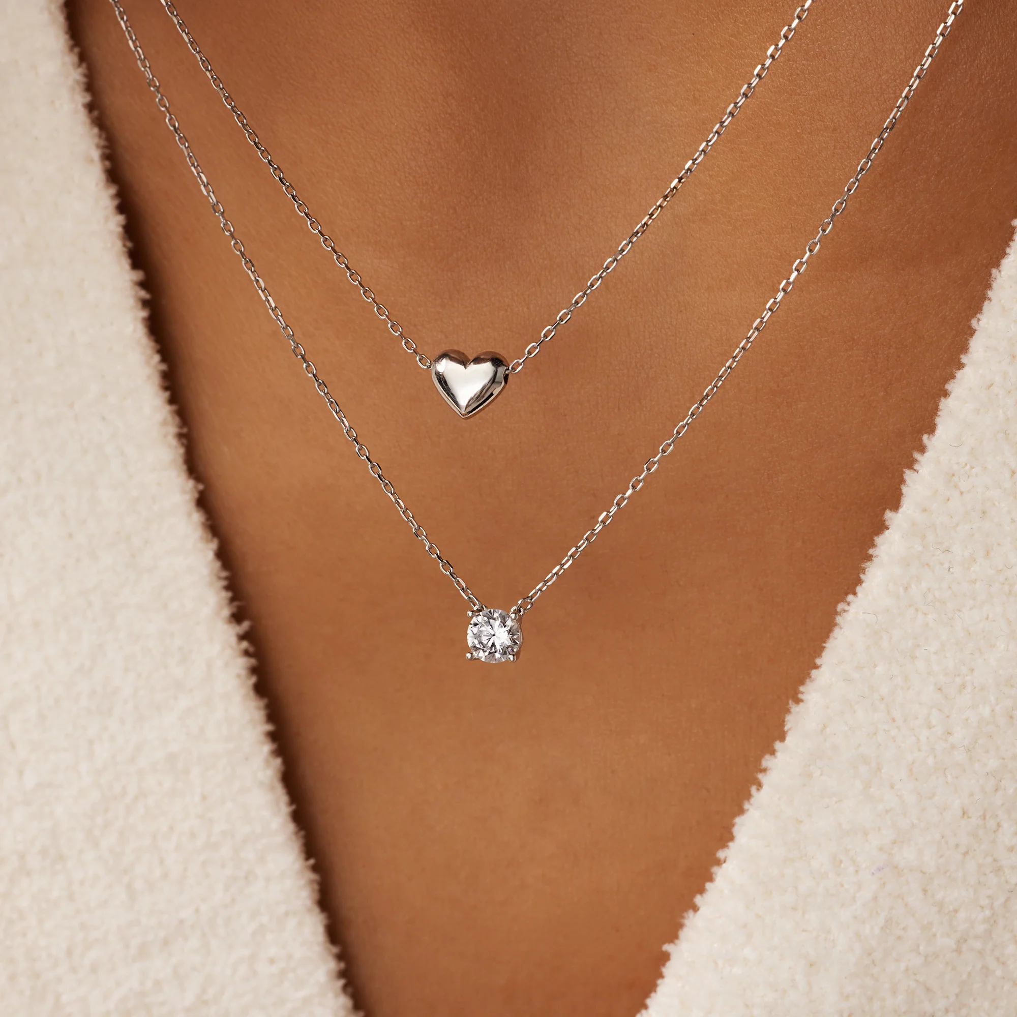 Round Cut Cubic Zirconia Pendant Necklace - Image 3