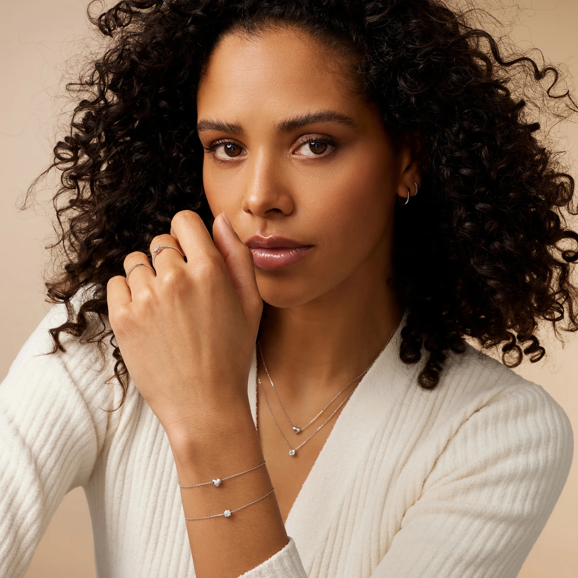 Round Cut Cubic Zirconia Pendant Necklace - Image 8